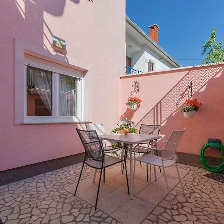 Two-Bedroom Apartment In Crikvenica Xcvii المظهر الخارجي الصورة